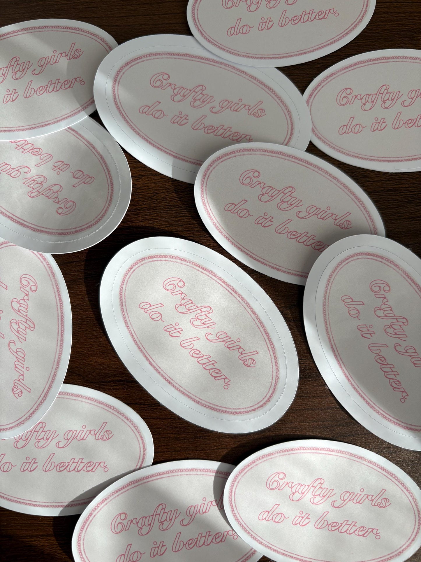 Sticker - crafty girls do it better