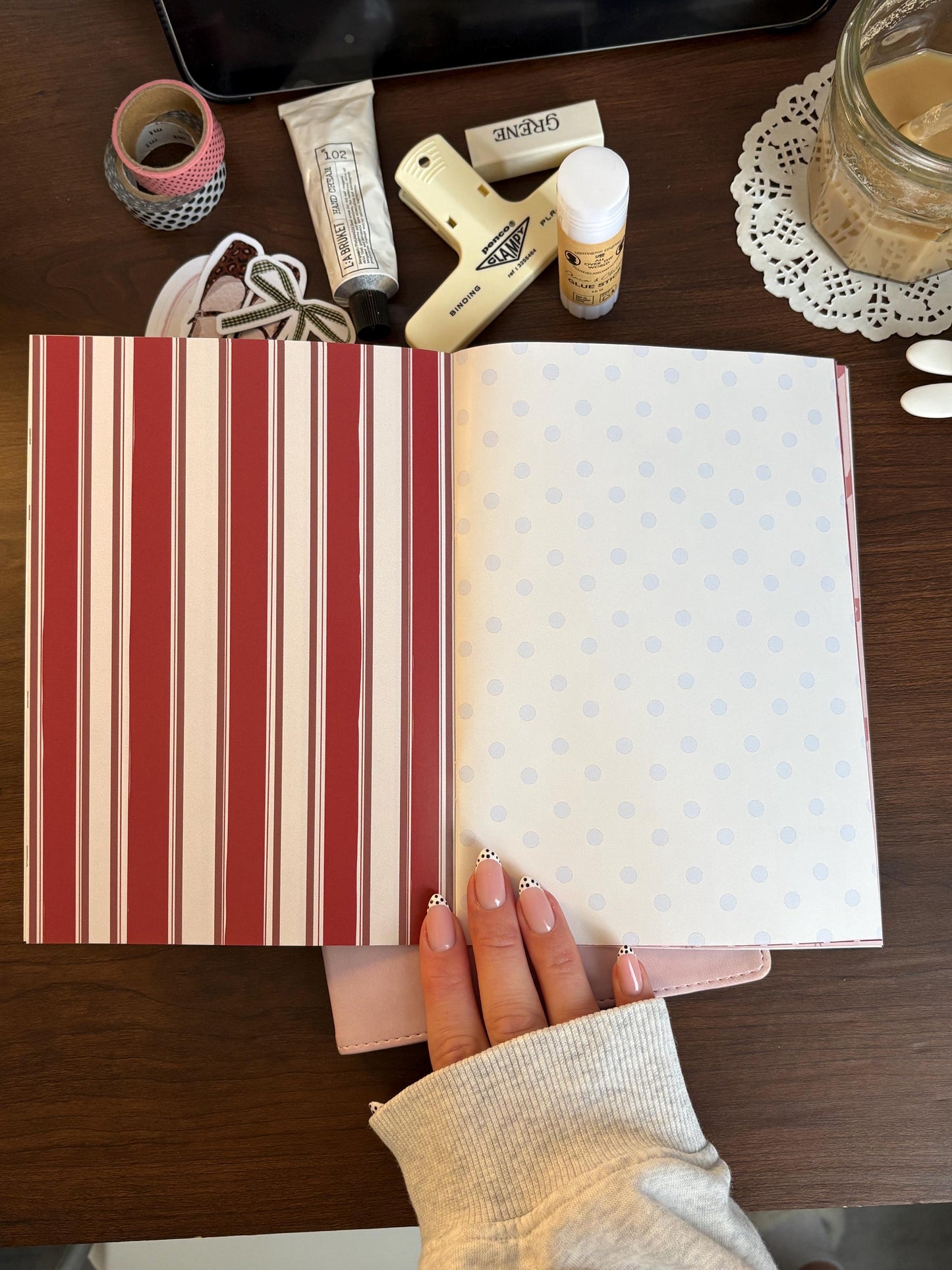 Scrapbook papers Book n°2 - 14 designs